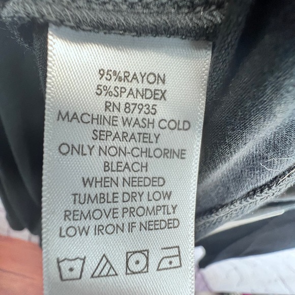 Logo by Lori Goldstein Tunic Top Size S Cowl Neck High Low Stretch Long Sleeve - Picture 7 of 7